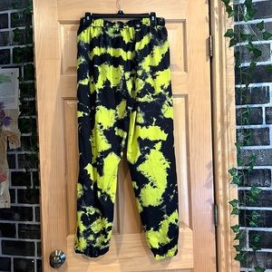 Large wind breaker pants
